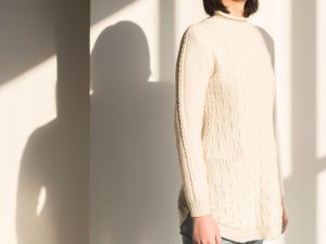 מנהיגות נשית המבחינה בין ויתור לשחרור אסטרטגי כחלק מניהול מו"מ נשי וחירות אישית.