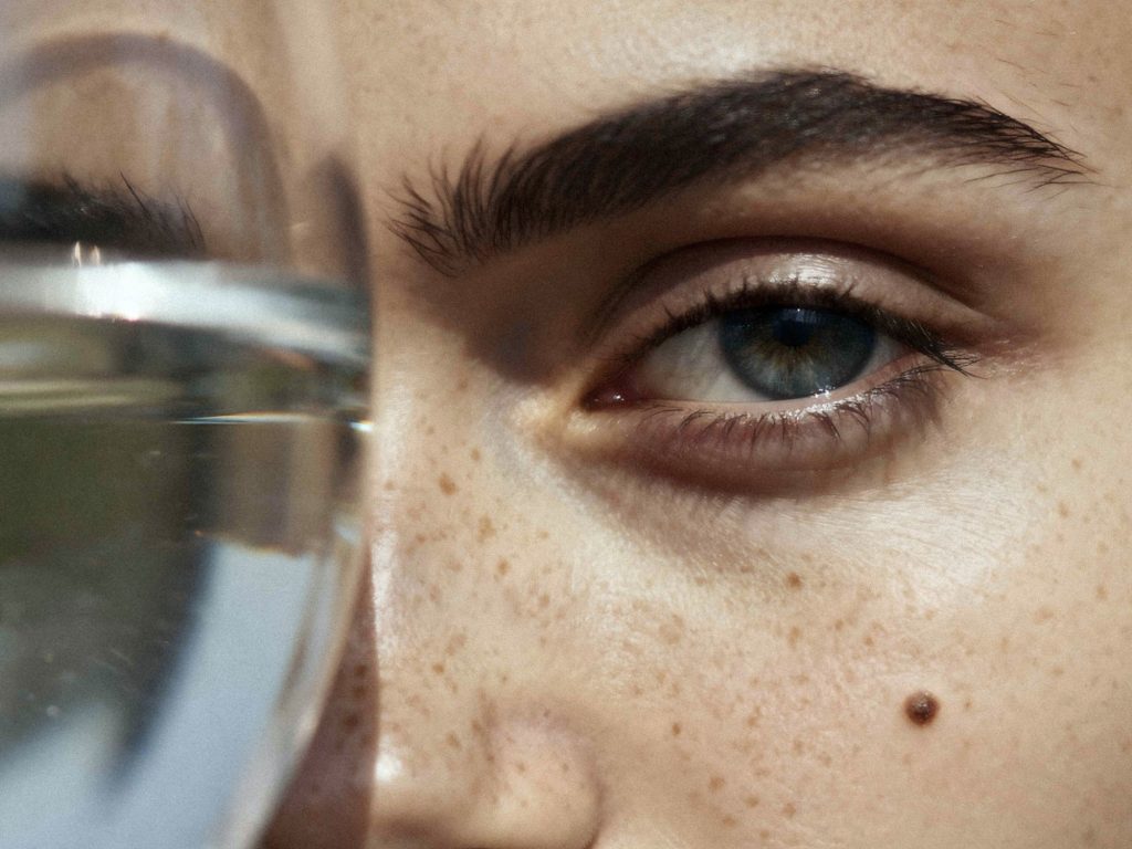 מנהיגות נשית המשתמשת בזעם קדוש ככלי לשינוי מציאות, הצבת גבולות וניהול מו"מ נשי אמיץ.